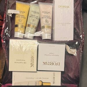 D'OR24K Skincare Set with Gold and Cream Accents in NICOLE MILLER Travel case!!